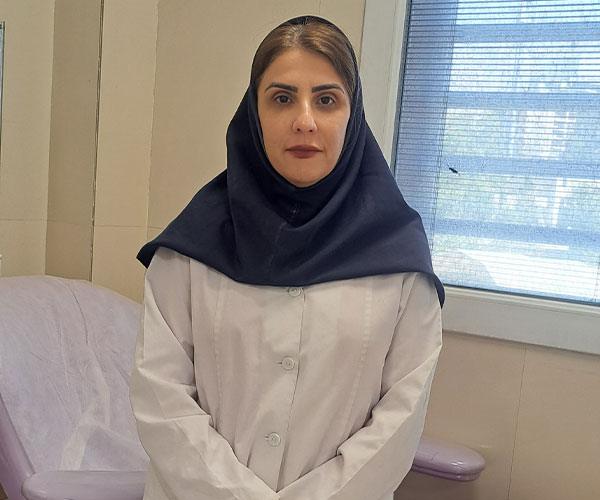 مریم صالحی نیا